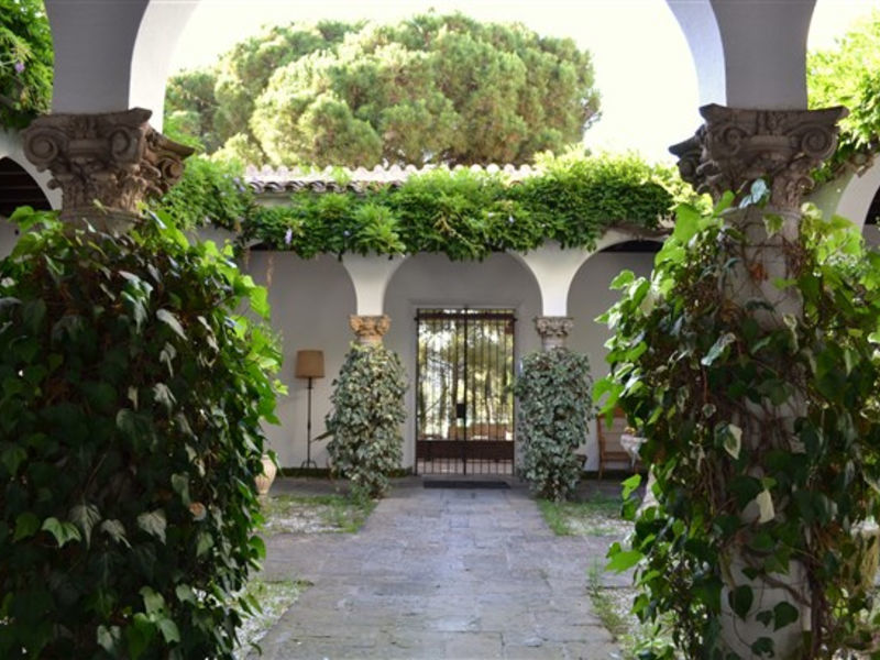 Roger De Flor Palace