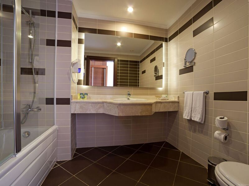 Roma Beach Resort & Spa
