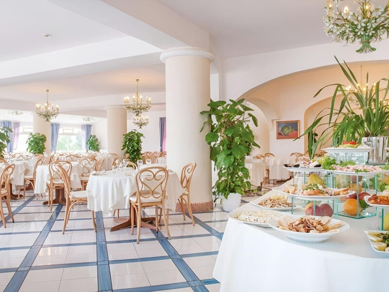 Romantica Resort & Spa