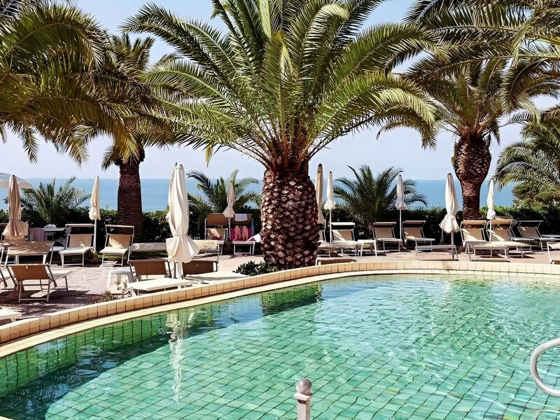 Romantica Resort & Spa