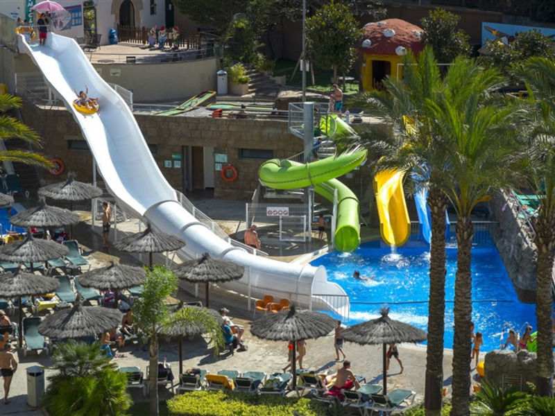 Rosamar Garden Resort