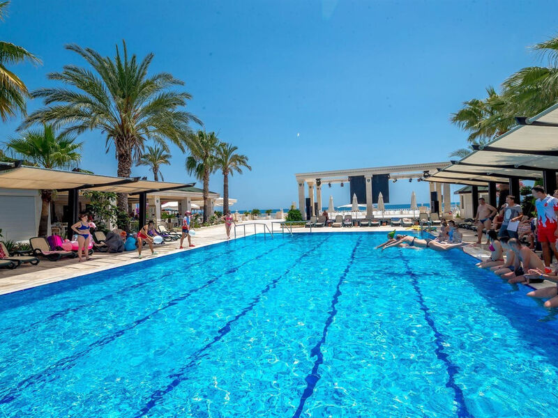 Rose Gardens Holiday Village