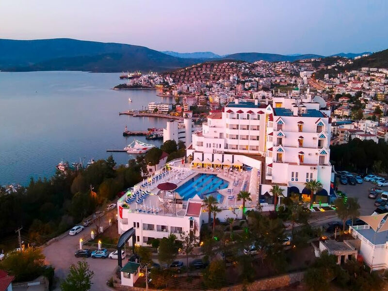 Roseira Beach Resort