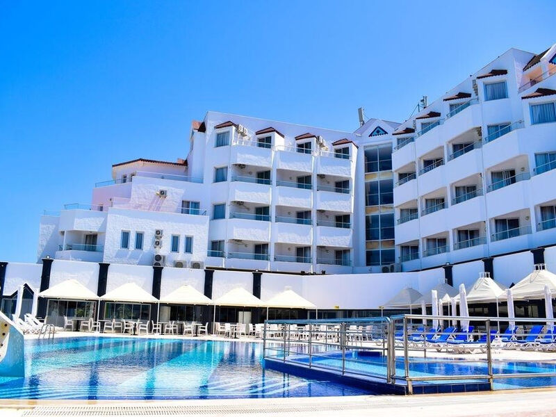 Roseira Beach Resort