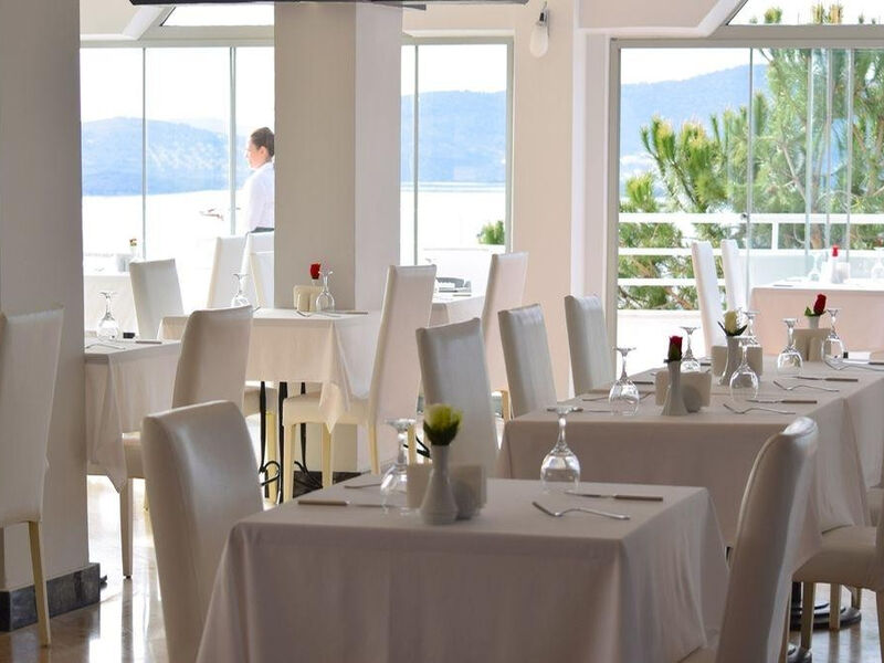 Roseira Beach Resort