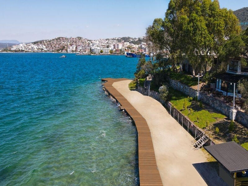 Roseira Beach Resort