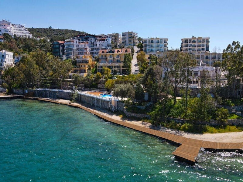Roseira Beach Resort