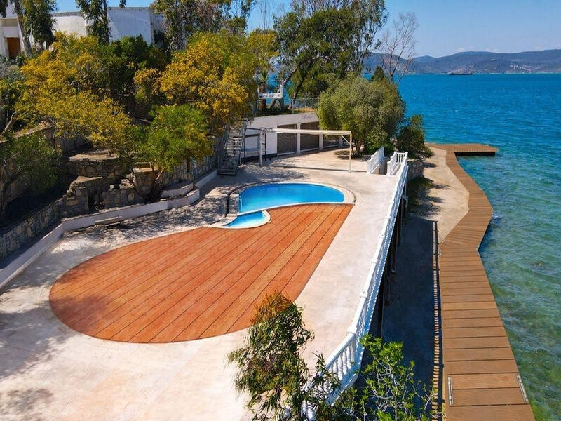 Roseira Beach Resort