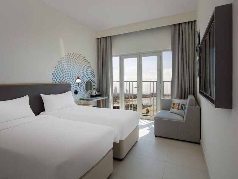 Rove La Mer Beach
