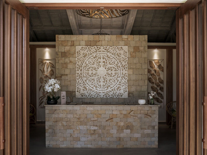 Royal Andilana Resort & Spa