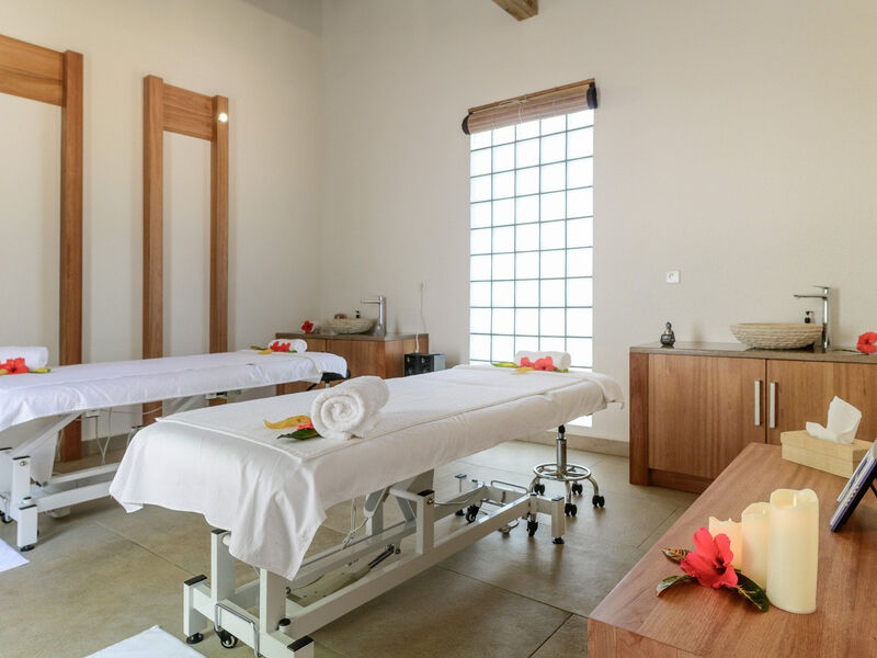 Royal Andilana Resort & Spa