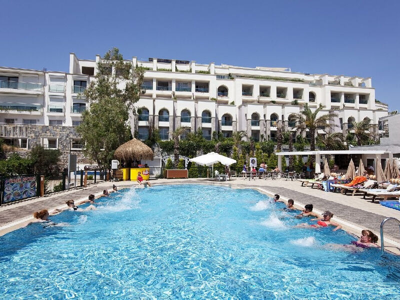 Royal Asarlik Beach