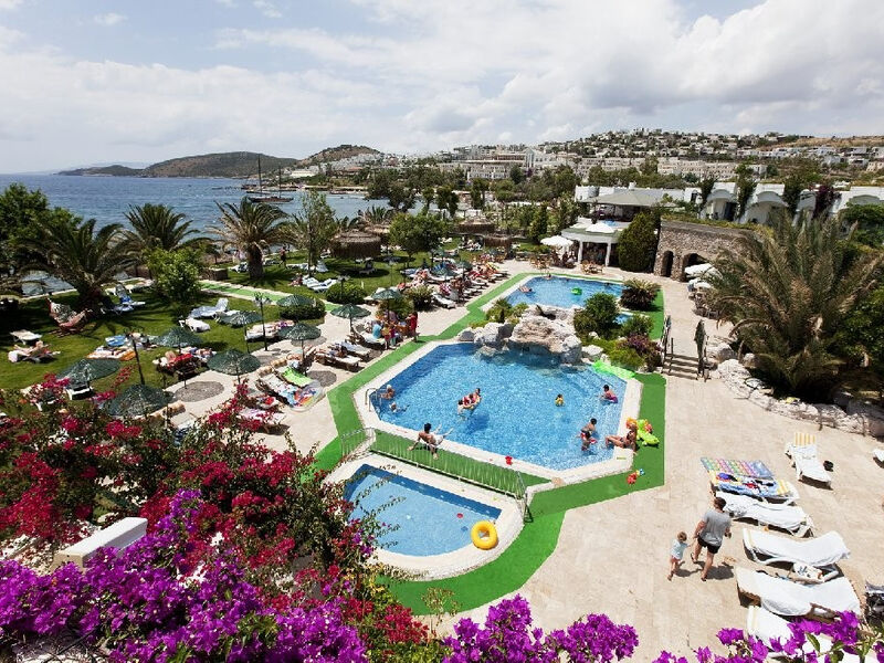 Royal Asarlik Beach