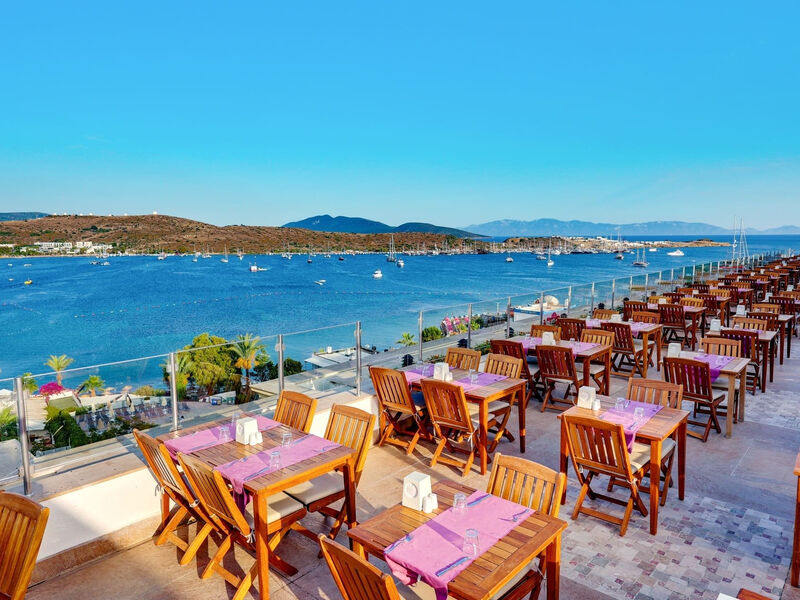 Royal Asarlik Beach