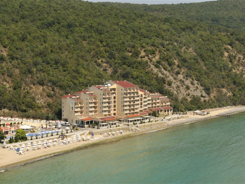 Royal Bay