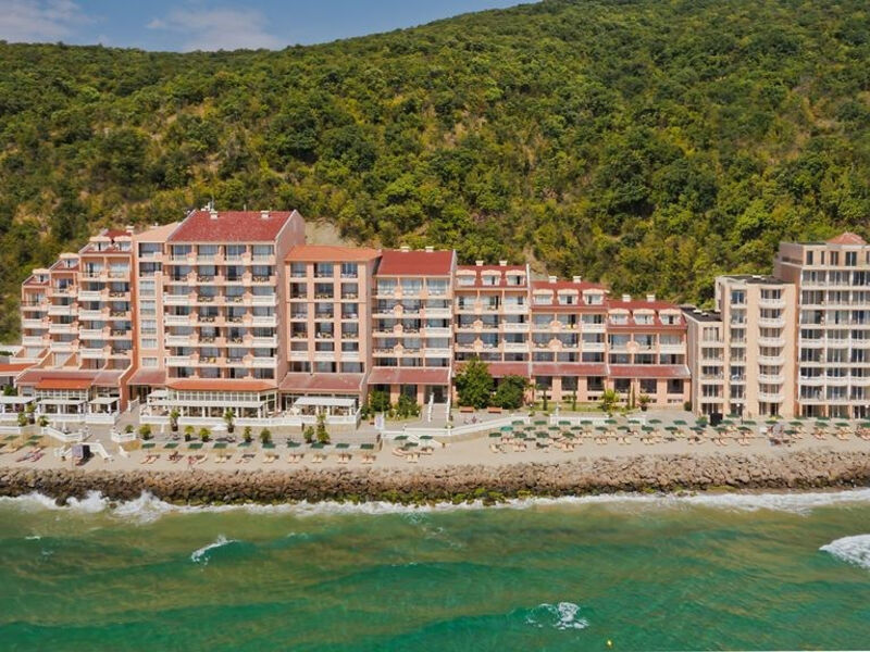 Royal Bay Elenite