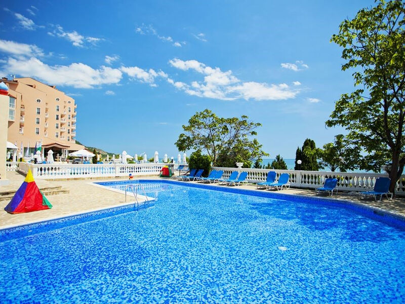 Royal Bay Elenite