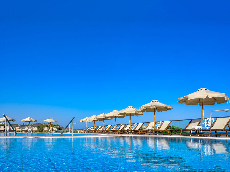 Royal Bay Suites