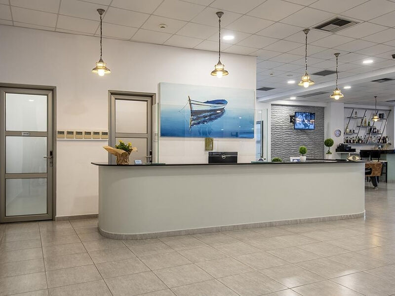 Royal Bay Suites