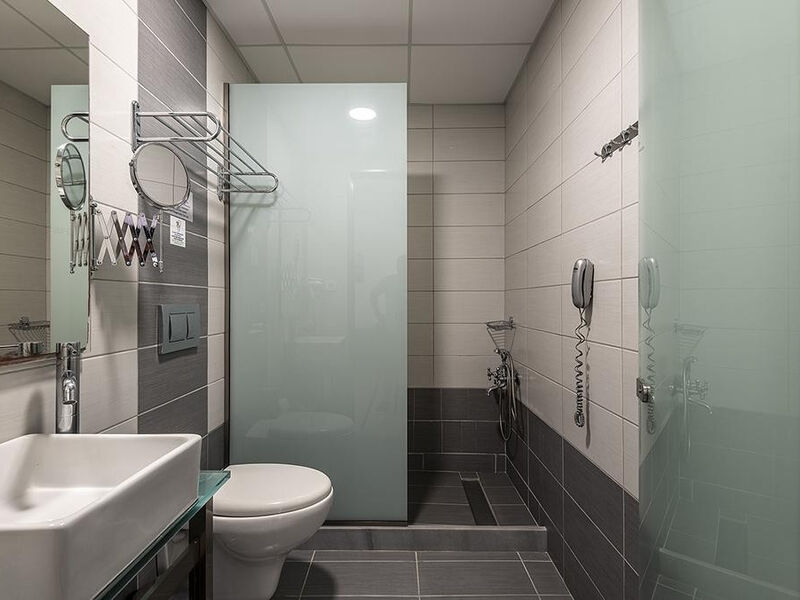 Royal Bay Suites