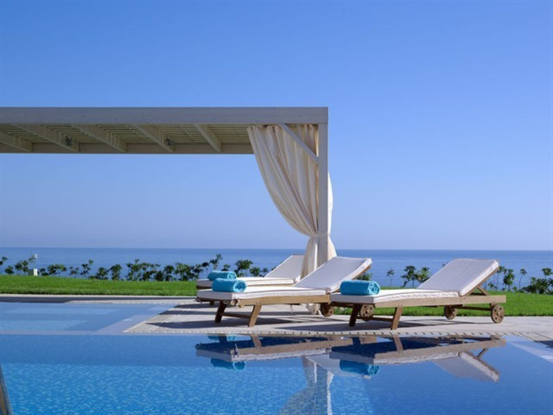 Royal Blue Resort And Spa