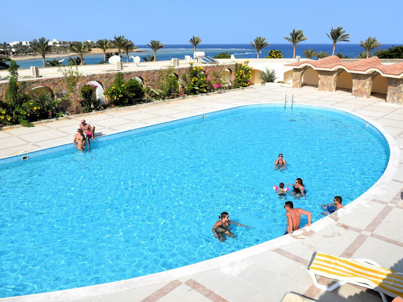 Royal Brayka Beach Resort