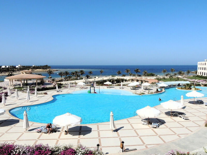 Royal Brayka Beach Resort