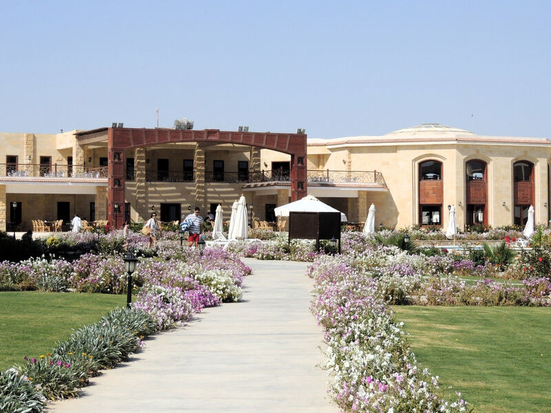 Royal Brayka Beach Resort