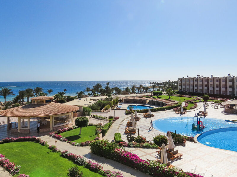 Royal Brayka Beach