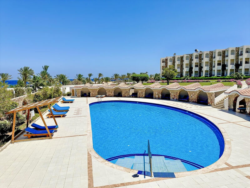 Royal Brayka Beach Resort