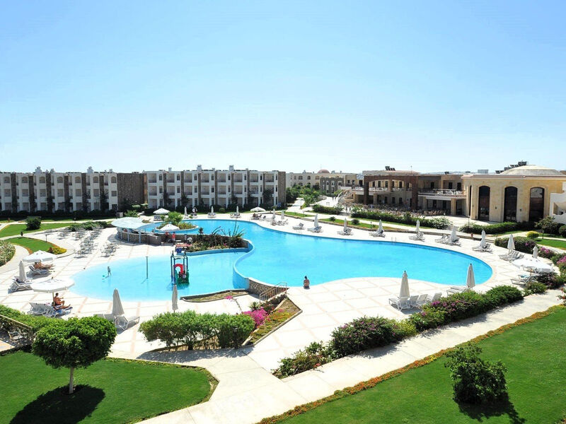 Royal Brayka Beach Resort