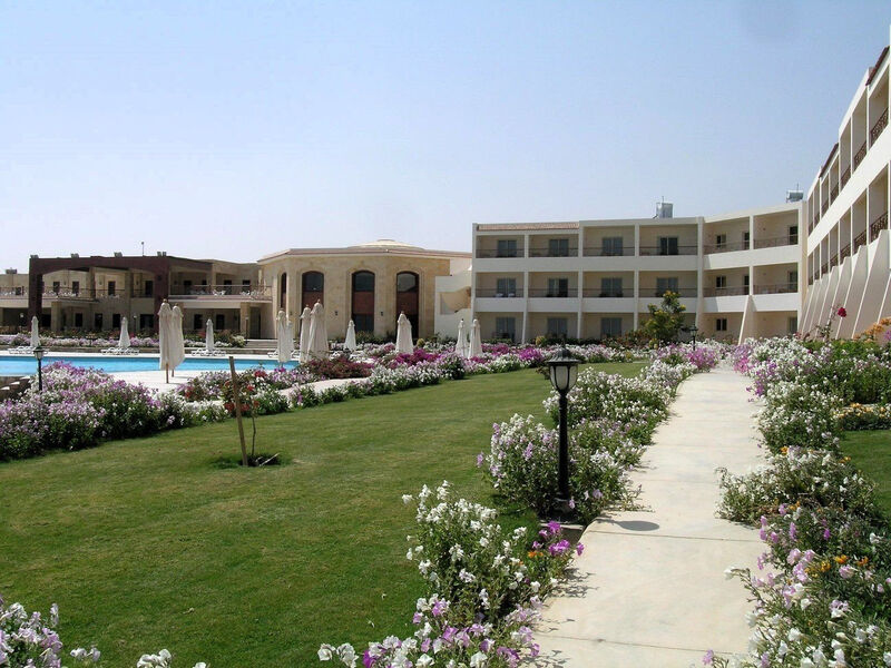 Royal Brayka Beach Resort