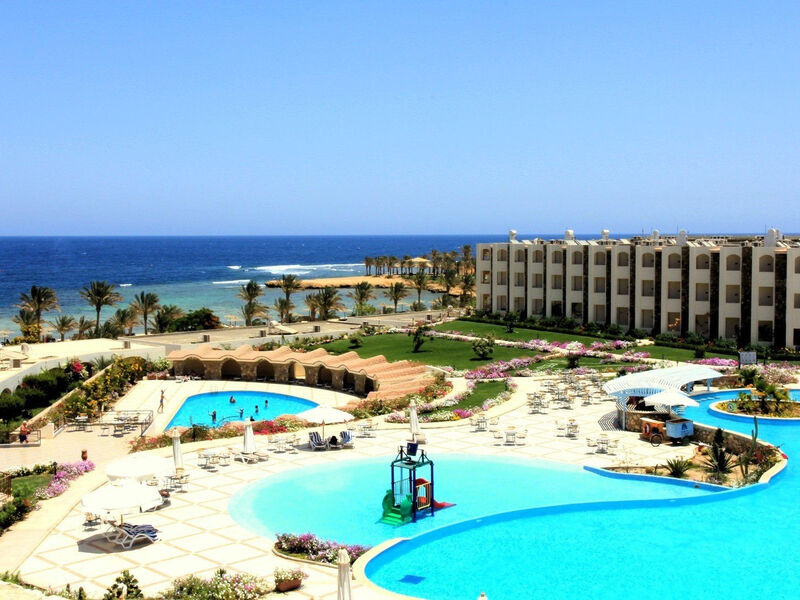 Royal Brayka Beach Resort