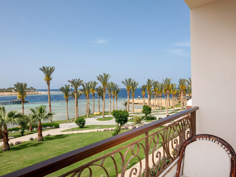 Royal Brayka Beach Resort