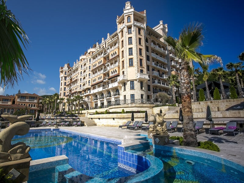 Hotel Royal Castle Design & Spa
