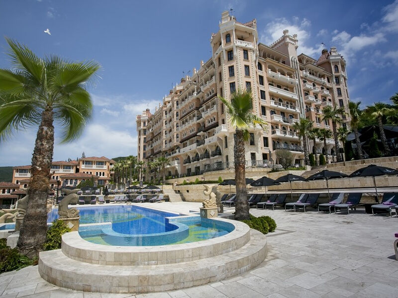 Hotel Royal Castle Design & Spa
