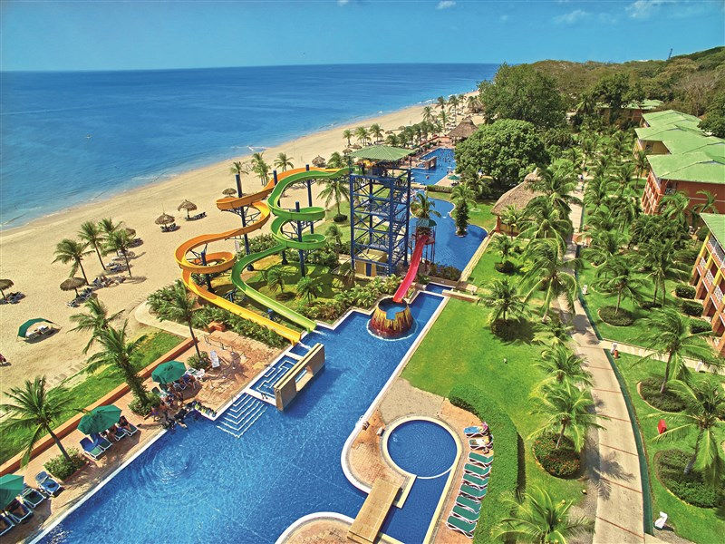 Royal Decameron Golf Beach Resort & Villas