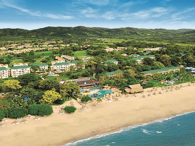 Royal Decameron Golf Beach Resort & Villas