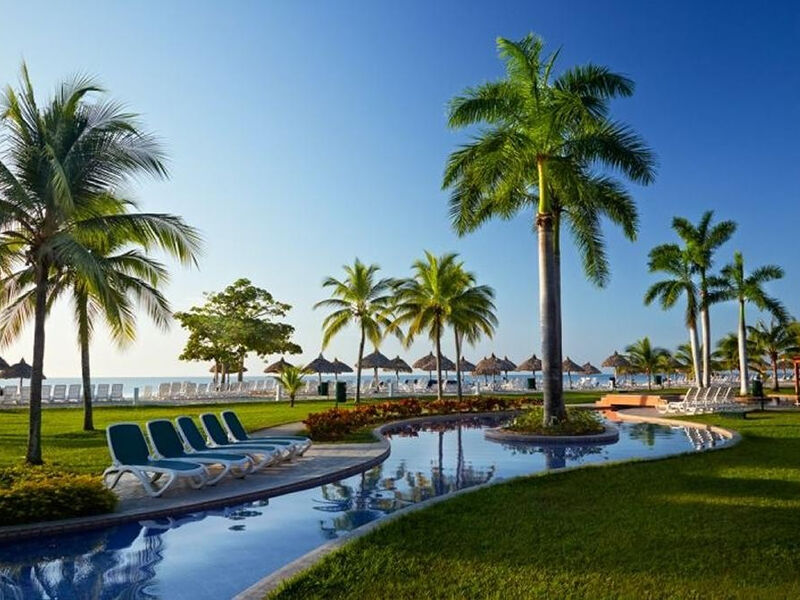 Royal Decameron Beach Resort