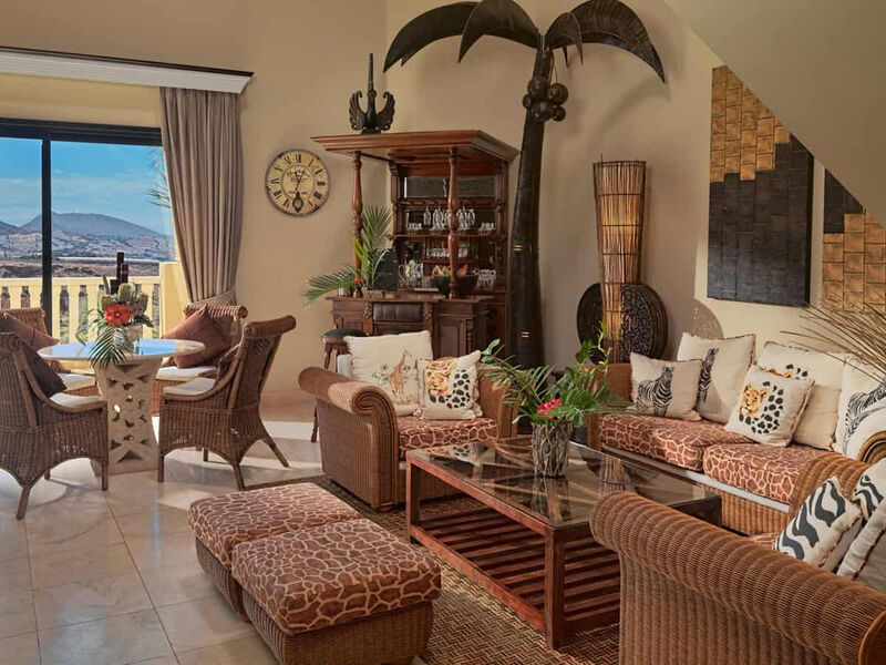 Royal Garden Villas