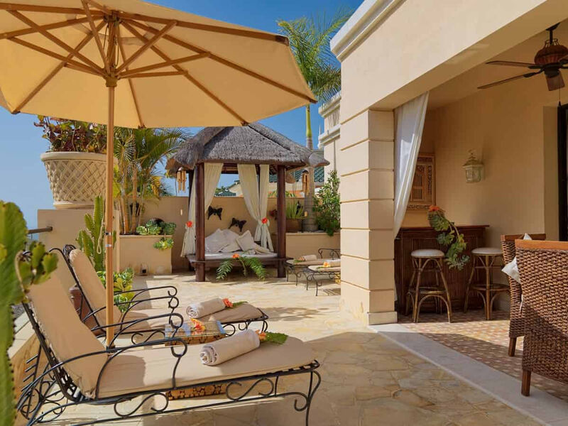 Royal Garden Villas