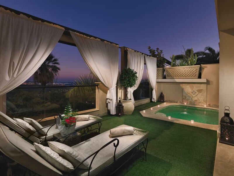 Royal Garden Villas