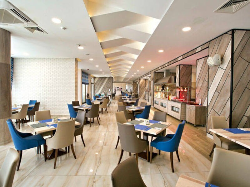 Royal Grand