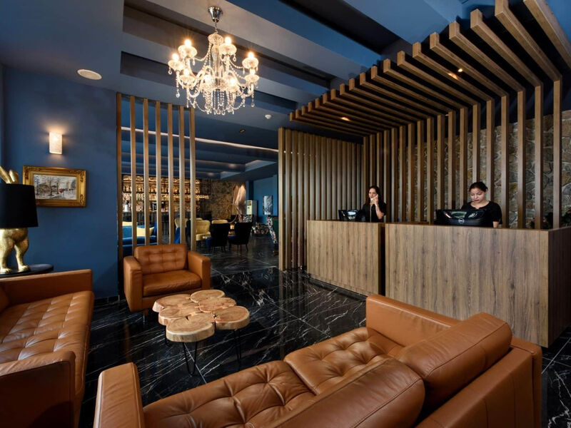 Royal Grand