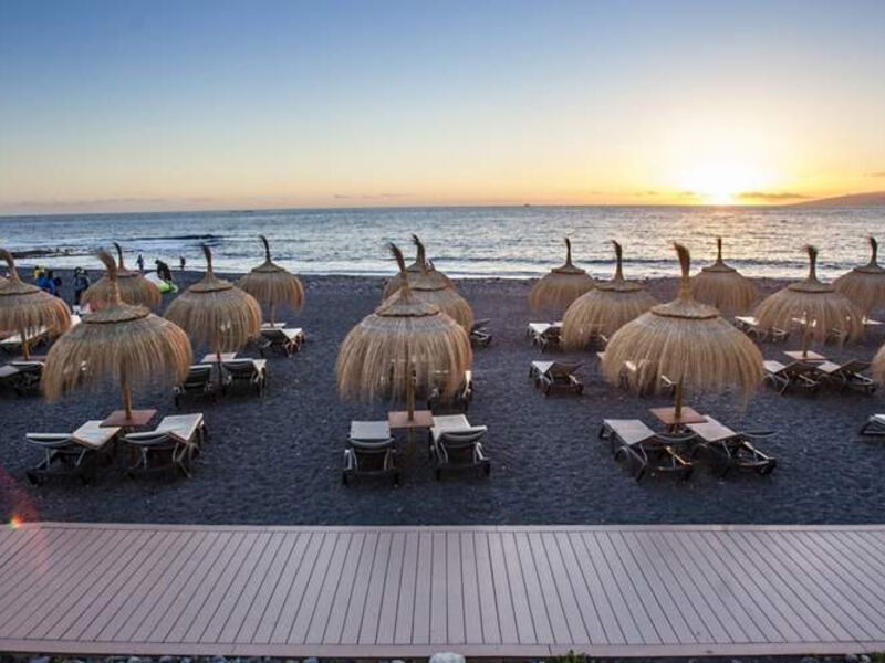 Royal Hideaway Corales Suites