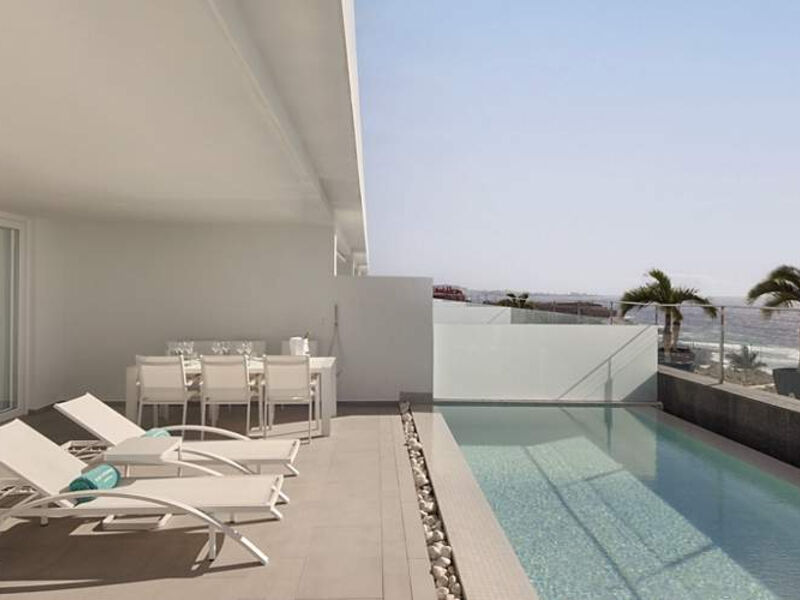 Royal Hideaway Corales Suites