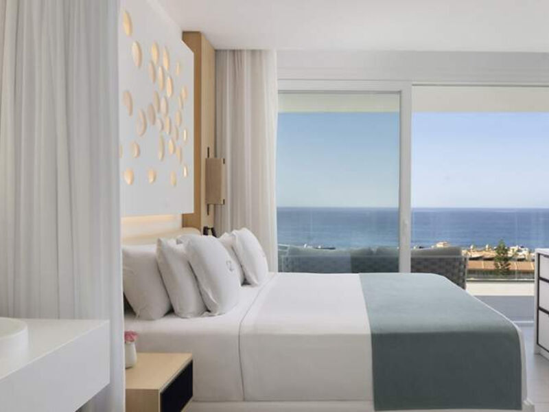 Royal Hideaway Corales Suites