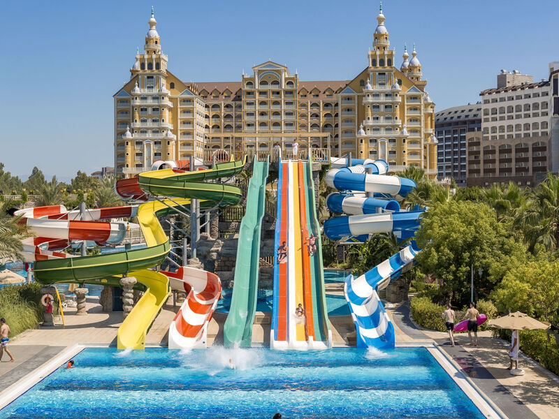 Royal Holiday Palace