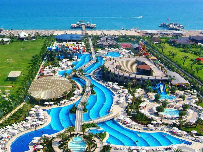 Royal Holiday Palace