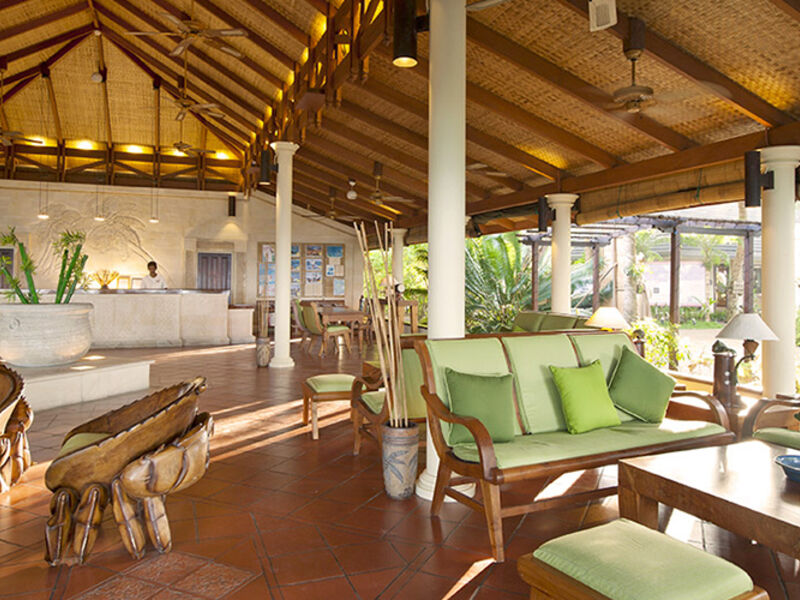 Royal Island Resort & Spa